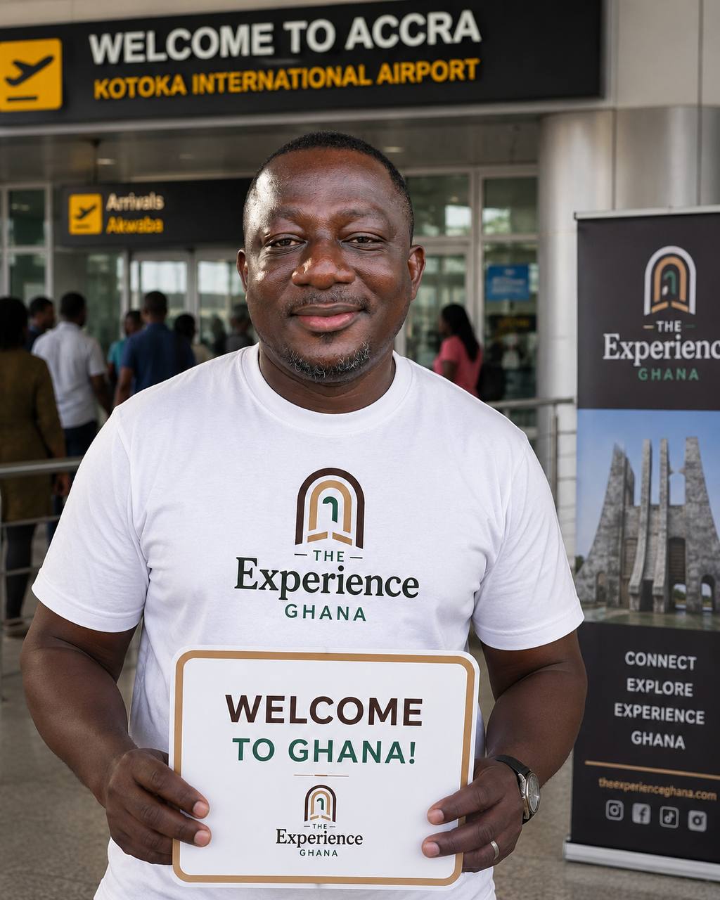 Experience Ghana guide Danile helping with airport arrival support